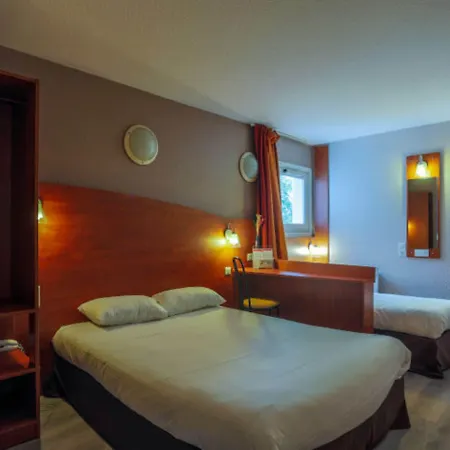 Adams Отель Мец