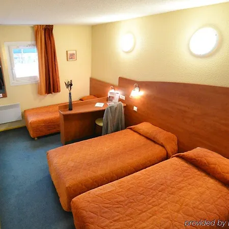Hotel Adams 2*